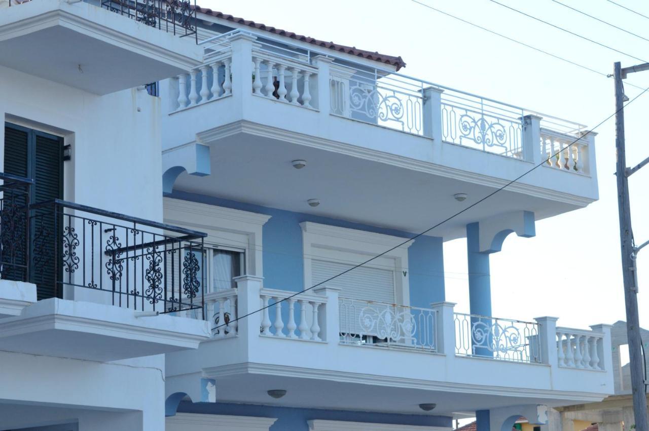 La Maison Bleue Apartment Lixouri Luaran gambar