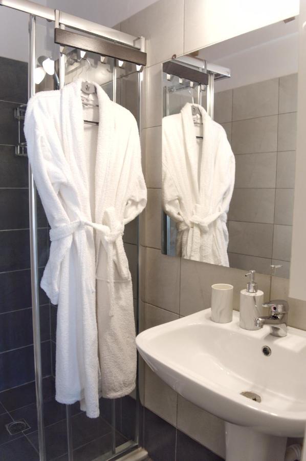 La Maison Bleue Apartment Lixouri Luaran gambar
